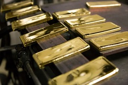 Chênh lệch giá vàng nội-ngoại chỉ còn 2,8 triệu đồng/lượng